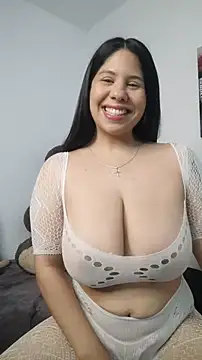 Snapshot of downsonMia chatting on 05-27-26, 01:19 downsonMia online show from 05-27-26, 01:19