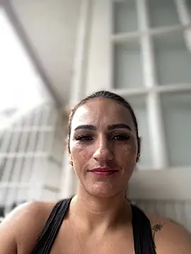 Samantha bigboobs online show from 01-06-25, 03:29