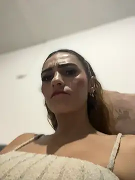 Samantha bigboobs online show from 03-13-25, 11:49