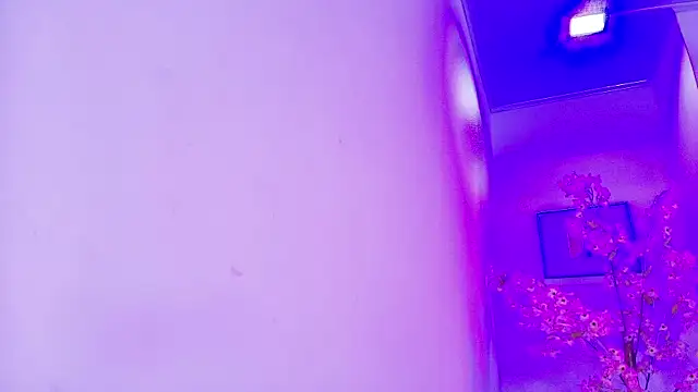Snapshot of Arianna_sweeet chatting on 05-17-26, 03:48 Arianna sweeet online show from 05-17-26, 03:48