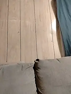 Snapshot of Rebeckalove chatting on 03-18-25, 04:37 Rebeckalove online show from 03-18-25, 04:37