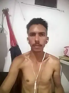 Snapshot of MagrinhoSaradoo chatting on 02-15-25, 02:58 MagrinhoSaradoo online show from 02-15-25, 02:58