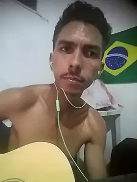 Snapshot of MagrinhoSaradoo chatting on 03-01-25, 02:15 MagrinhoSaradoo online show from 03-01-25, 02:15