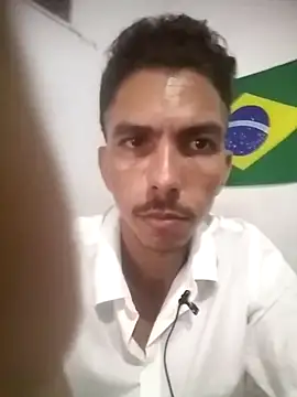 Snapshot of MagrinhoSaradoo chatting on 03-07-25, 03:40 MagrinhoSaradoo online show from 03-07-25, 03:40