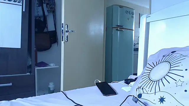 Snapshot of loirascorpio chatting on 01-29-25, 12:24 loirascorpio online show from 01-29-25, 12:24