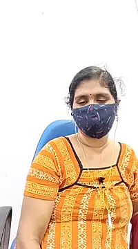 Snapshot of Lucky-Deepthi chatting on 02-17-25, 10:25 Lucky-Deepthi online show from 02-17-25, 10:25