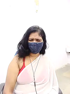 Snapshot of Lucky-Deepthi chatting on 03-07-25, 02:23 Lucky-Deepthi online show from 03-07-25, 02:23