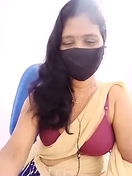 Snapshot of Lucky-Deepthi chatting on 11-21-25, 11:58 Lucky-Deepthi online show from 11-21-25, 11:58