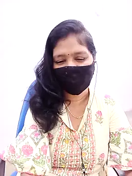 Snapshot of Lucky-Deepthi chatting on 11-29-25, 11:30 Lucky-Deepthi online show from 11-29-25, 11:30