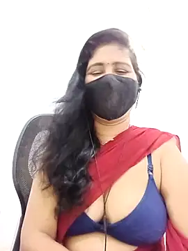 Snapshot of Lucky-Deepthi chatting on 05-19-26, 01:56 Lucky-Deepthi online show from 05-19-26, 01:56