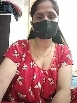 Snapshot of priyancyfun chatting on 07-10-26, 01:43 priyancyfun online show from 07-10-26, 01:43