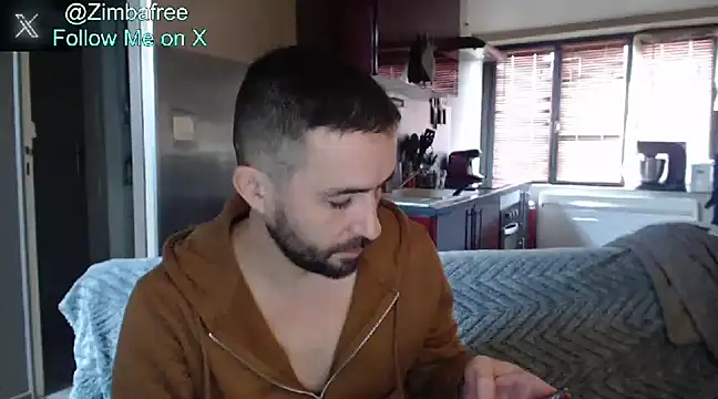 Snapshot of Ziimbafreee chatting on 01-04-25, 11:11 Ziimbafreee online show from 01-04-25, 11:11