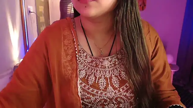 Mitikaa online show from 02-17-26, 01:07