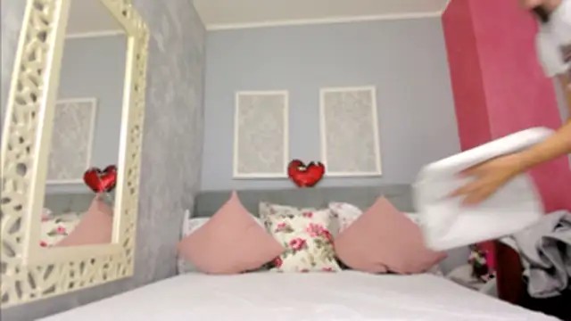 Snapshot of LustyRosee chatting on 09-23-25, 04:59 LustyRosee online show from 09-23-25, 04:59