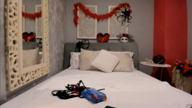 Snapshot of LustyRosee chatting on 10-09-25, 06:00 LustyRosee online show from 10-09-25, 06:00