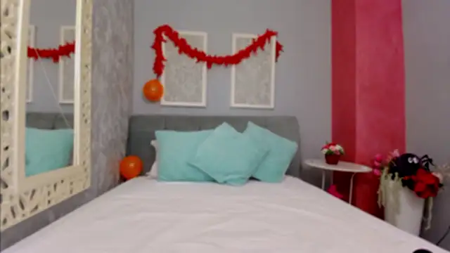 Snapshot of LustyRosee chatting on 11-12-25, 04:57 LustyRosee online show from 11-12-25, 04:57