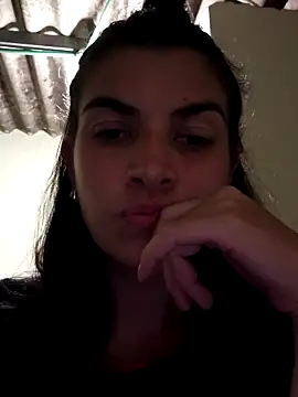 blue and whithe online show from 04-03-26, 12:52