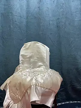 Snapshot of Maya_mimi chatting on 01-13-25, 11:17 Maya mimi online show from 01-13-25, 11:17