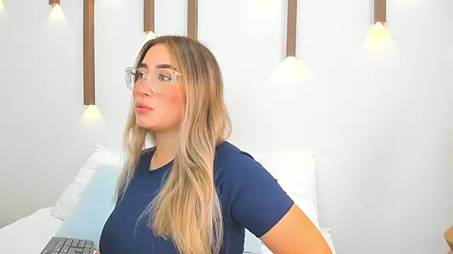 antonella cutie  online show from 02-19-25, 03:16