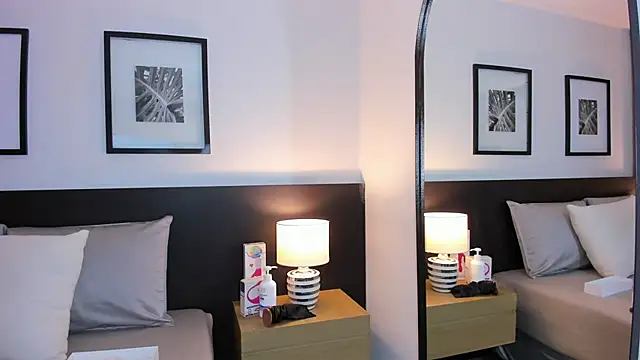 vi anaya online show from 02-17-26, 12:01