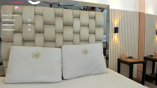 Snapshot of ashlyn_parker chatting on 03-15-25, 08:21 ashlyn parker online show from 03-15-25, 08:21