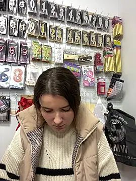 mewKate online show from 04-01-26, 01:41