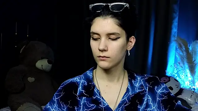 Hyeon Jin online show from 03-13-25, 05:18