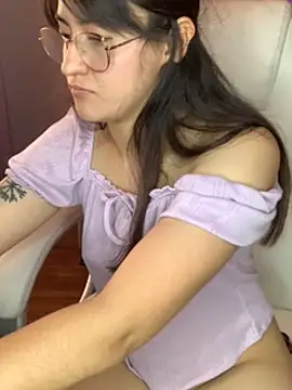 Snapshot of Camila_pinkk chatting on 01-24-25, 04:06 Camila pinkk online show from 01-24-25, 04:06