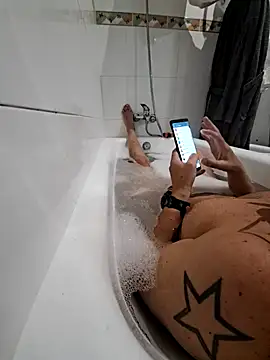 Snapshot of Gaditannus40 chatting on 10-18-25, 07:25 Gaditannus40 online show from 10-18-25, 07:25