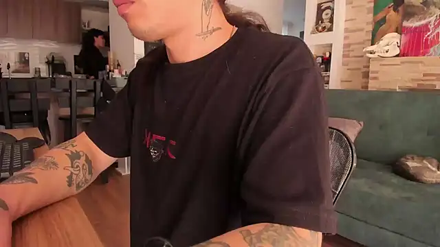 Snapshot of shamelesss_ chatting on 10-06-25, 07:44 shamelesss online show from 10-06-25, 07:44