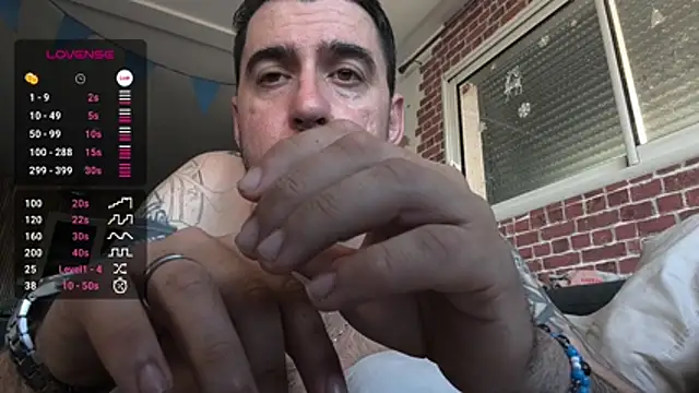 thefrenchkiss25 online show from 04-07-26, 05:02