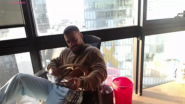 Snapshot of todddantes25 chatting on 02-01-25, 05:18 todddantes25 online show from 02-01-25, 05:18