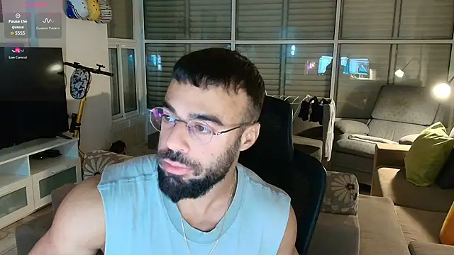 todddantes25 online show from 04-04-26, 11:57