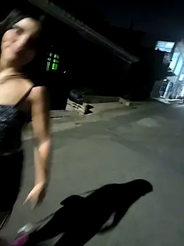 Snapshot of the_queen_of_street chatting on 02-01-25, 12:29 the queen of street online show from 02-01-25, 12:29