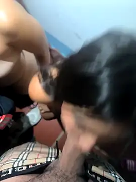 Snapshot of the_queen_of_street chatting on 02-02-25, 03:43 the queen of street online show from 02-02-25, 03:43