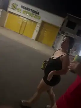 Snapshot of the_queen_of_street chatting on 02-18-25, 04:58 the queen of street online show from 02-18-25, 04:58