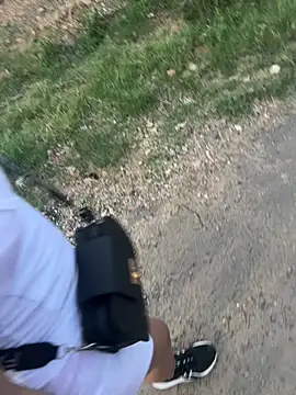 Snapshot of the_queen_of_street chatting on 02-21-25, 11:10 the queen of street online show from 02-21-25, 11:10