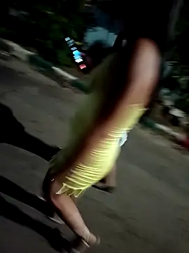 Snapshot of the_queen_of_street chatting on 03-03-25, 01:10 the queen of street online show from 03-03-25, 01:10