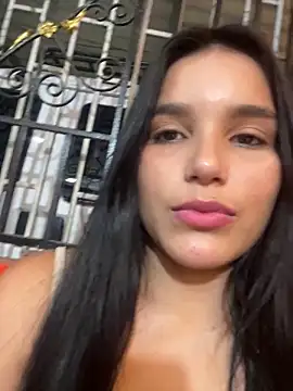 Snapshot of the_queen_of_street chatting on 03-22-25, 05:49 the queen of street online show from 03-22-25, 05:49