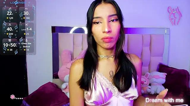 Snapshot of Silver_Rosex chatting on 11-04-25, 11:04 Silver Rosex online show from 11-04-25, 11:04