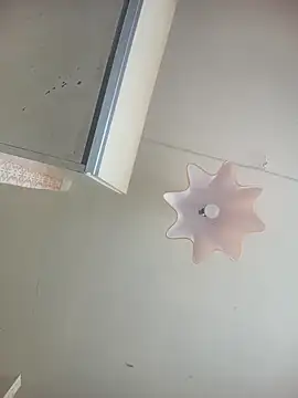 Lauren Amabel online show from 04-14-26, 09:26