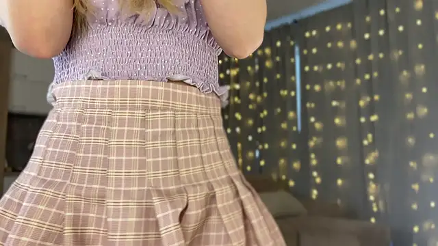 Snapshot of Shyrubate chatting on 03-10-25, 05:22 Shyrubate online show from 03-10-25, 05:22