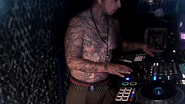 justthetip4209 online show from 04-25-26, 12:02