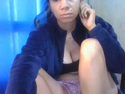 Danielagomez33 online show from 02-04-26, 12:44