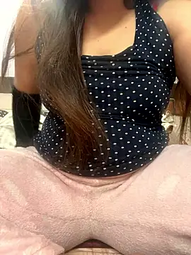 Red-Magic-25 online show from 01-17-26, 08:19