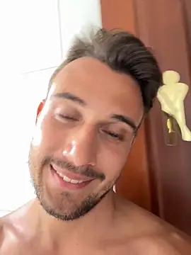 Snapshot of carvalhofelipe chatting on 01-08-25, 08:07 carvalhofelipe online show from 01-08-25, 08:07