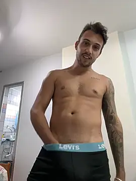 Snapshot of carvalhofelipe chatting on 01-23-25, 10:22 carvalhofelipe online show from 01-23-25, 10:22