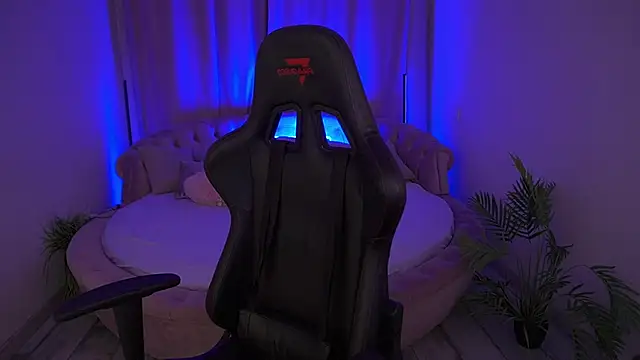 Snapshot of Marmeladkaaa chatting on 11-24-25, 02:28 Marmeladkaaa online show from 11-24-25, 02:28