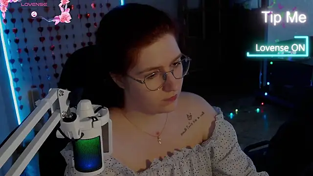 LesyaOxi online show from 02-04-25, 09:17