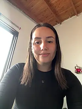 Snapshot of Jullya_x chatting on 06-08-26, 08:31 Jullya x online show from 06-08-26, 08:31